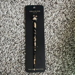 Kristin Ess Tortoiseshell Luxe Hair Stick in Cream & Black